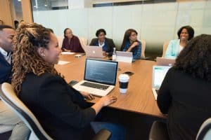 Vacations and Technology: Balancing Connectivity and Disconnection