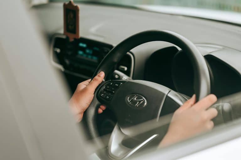 Top Vehicle Safety Features to Seek in 2025