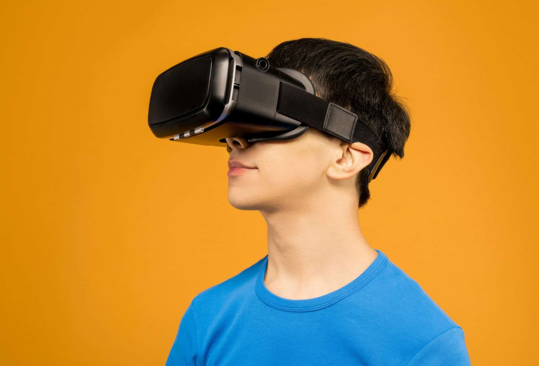 The Role of Technology in Shaping the Future of Fashion