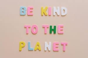 Sustainable Fashion: Dressing Well While Saving the Planet
