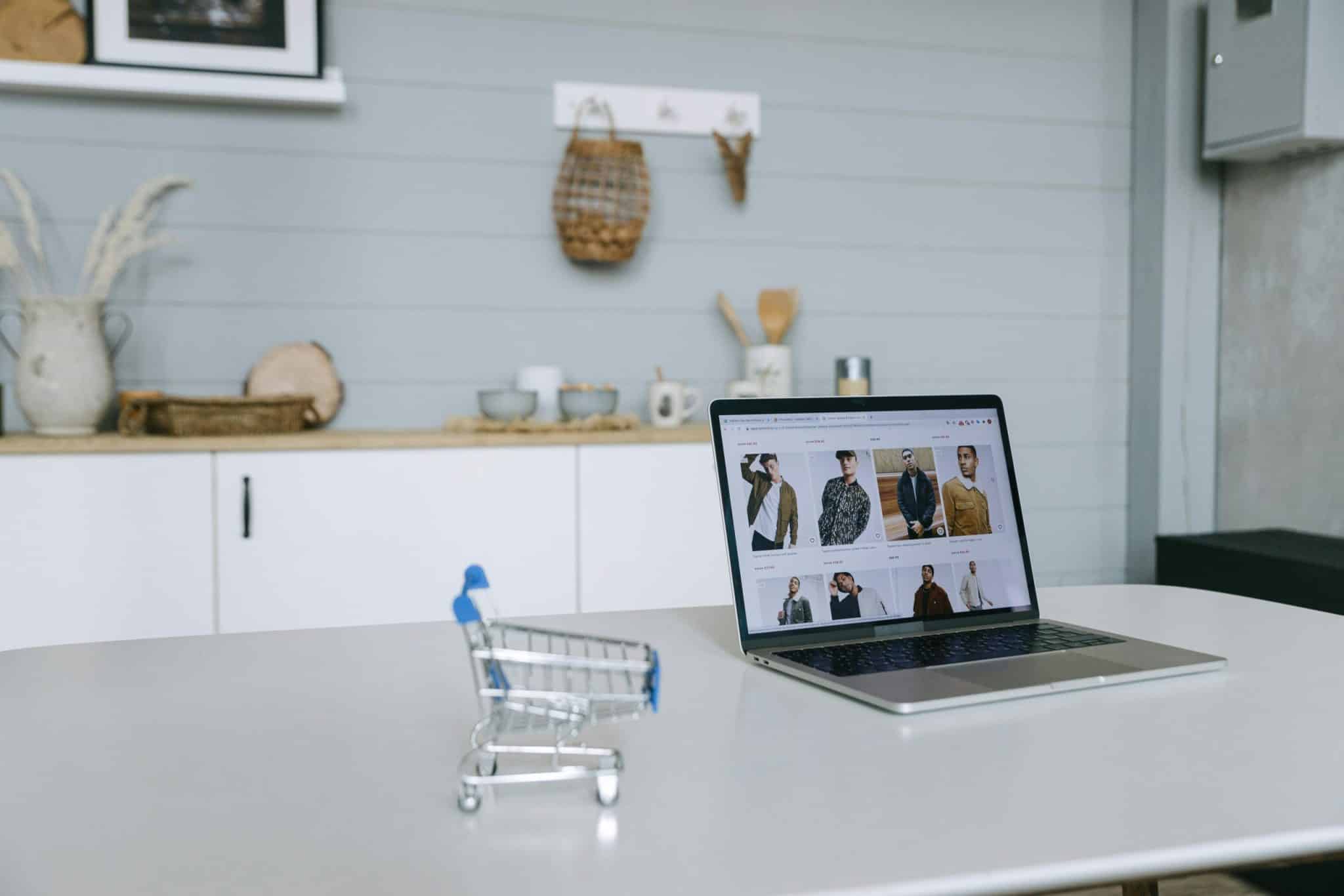 Shopping and Technology: Navigating New Retail Innovations