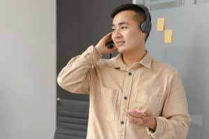 The Evolution of Customer Service: From In-Person to Omnichannel Support